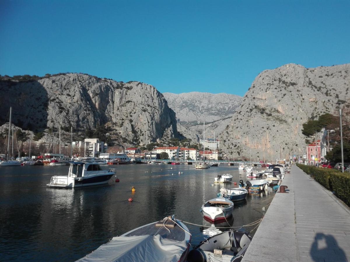 Apartment Zizi Omiš Kültér fotó
