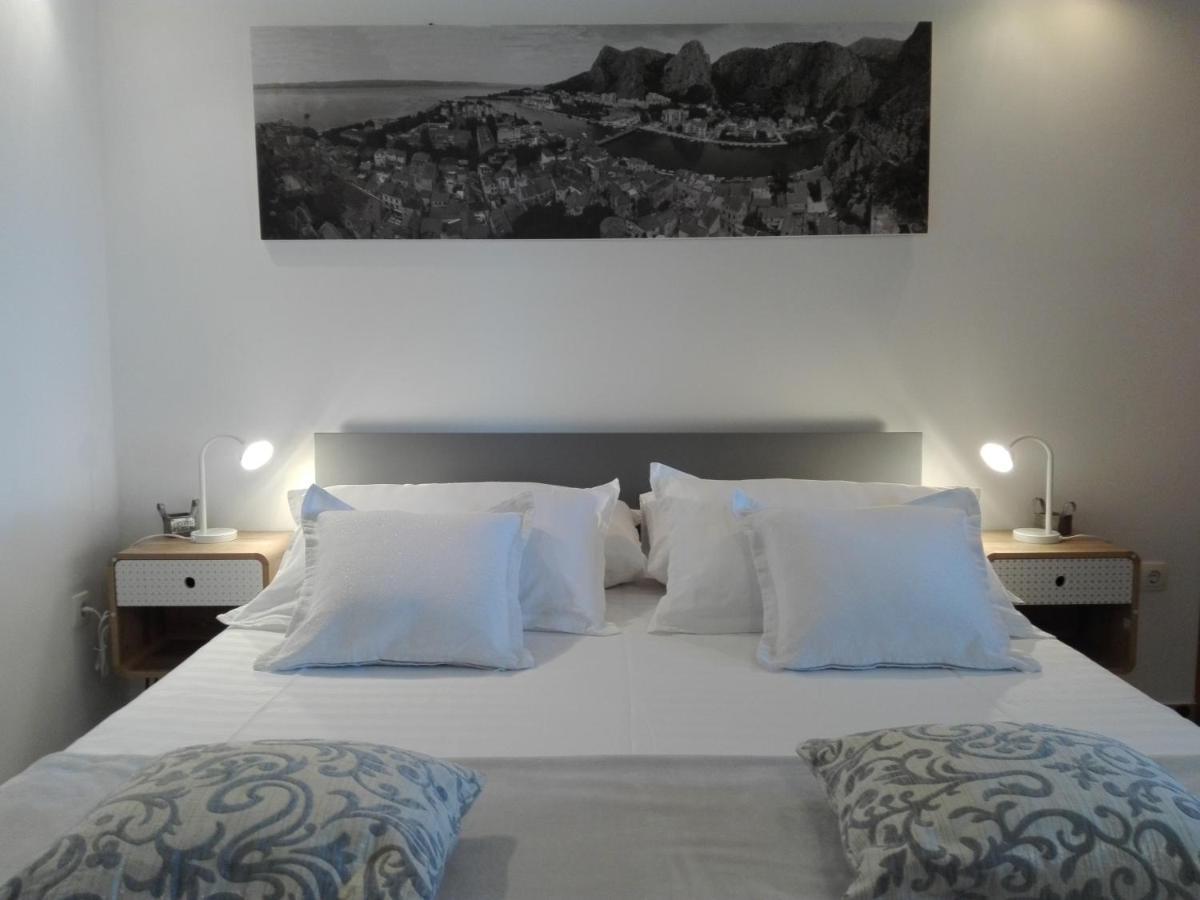 Apartment Zizi Omiš Kültér fotó