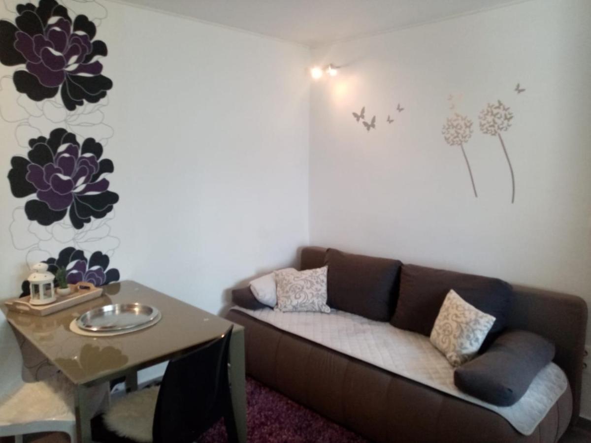 Apartment Zizi Omiš Kültér fotó