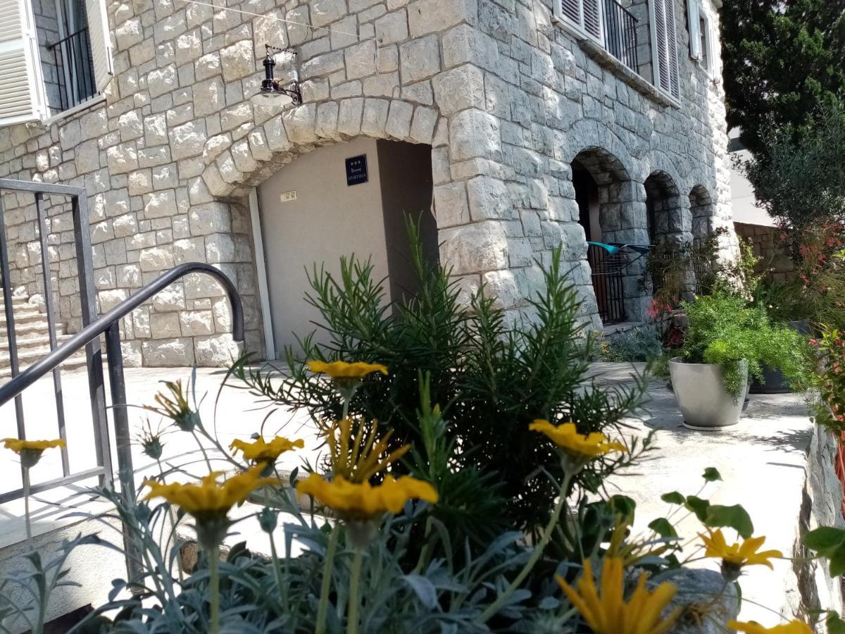 Apartment Zizi Omiš Kültér fotó