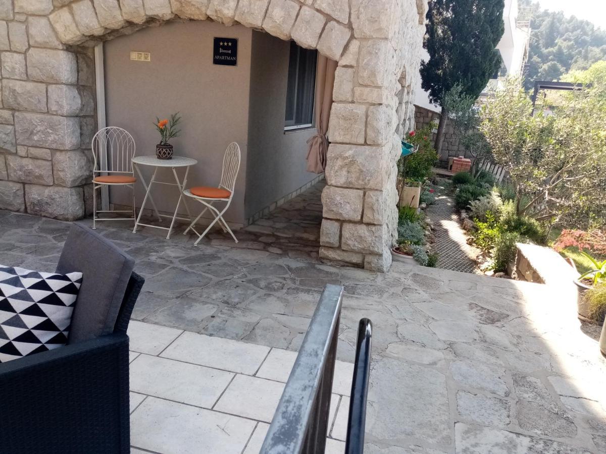 Apartment Zizi Omiš Kültér fotó